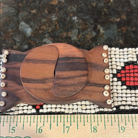 NWOT Vintage Geometric Chevron Beaded Stretch Belt With Wooden Clasp - Picture 7 of 16